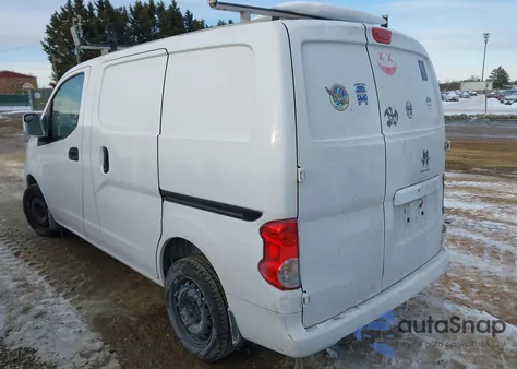 2015 Nissan Nv200 Sv из США, поврежденный, VIN 3N6CM0KN9FK694731